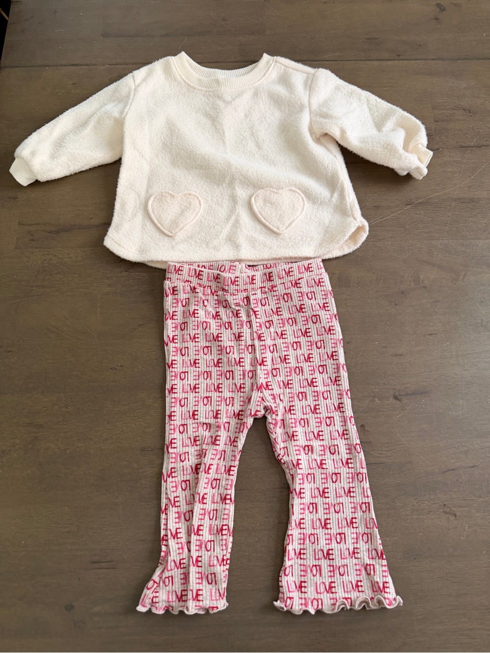 Baby Girl Old Navy Cream Heart Top & Pink 'LOVE' Valentine Set